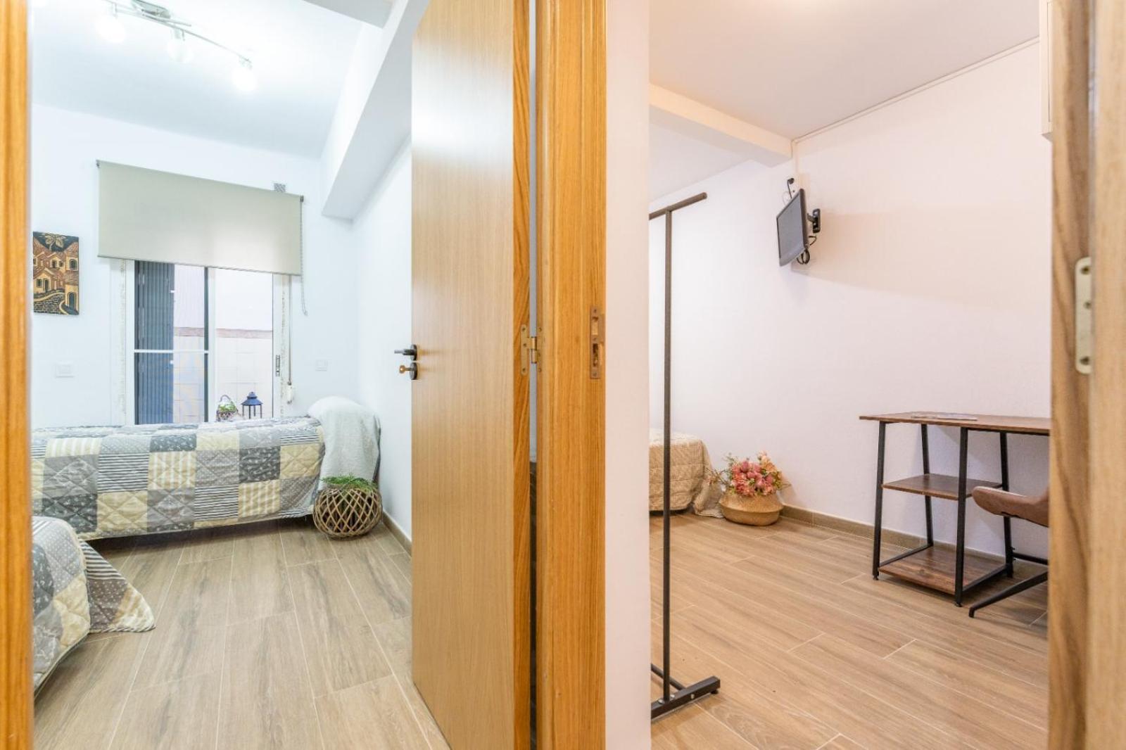 Apartament Anfiteatre Roma タラゴナ エクステリア 写真